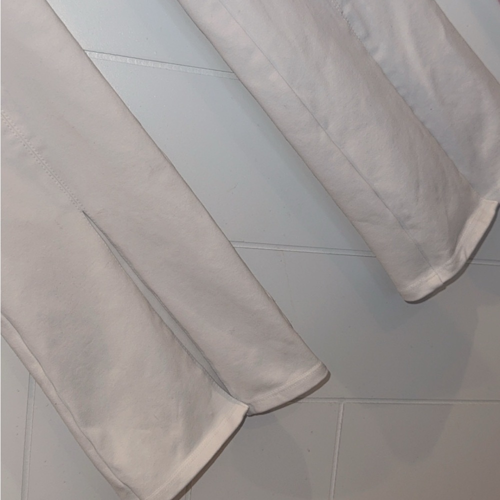 ALO YOGA Airbrush High-Waist Flutter Legging split hem white Size Small - Picture 14 of 16
